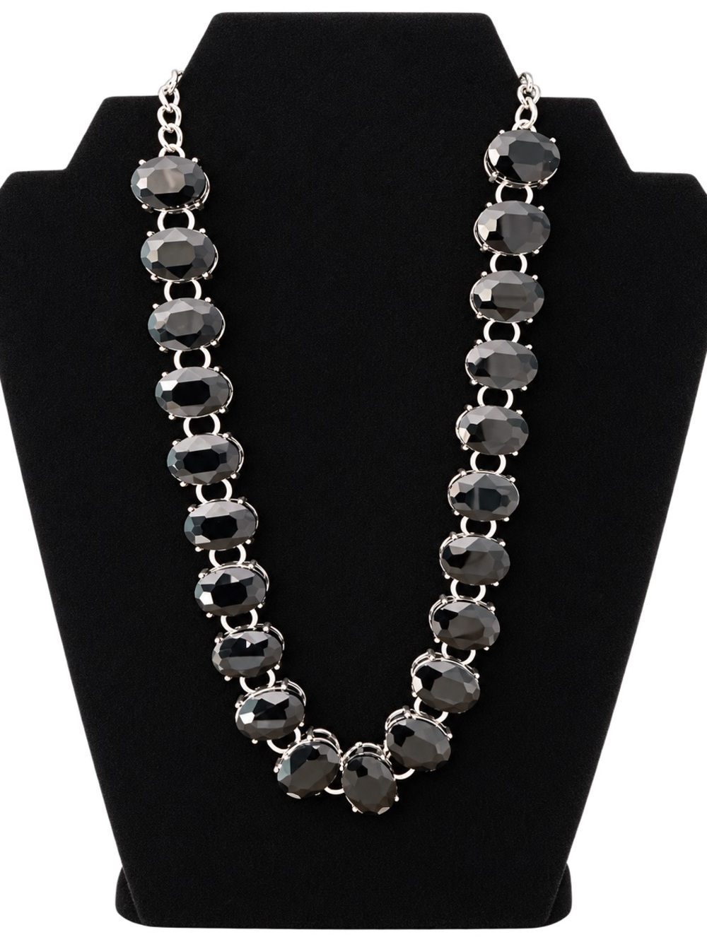 Faceted Black Statement Necklace with Silver-Tone Links